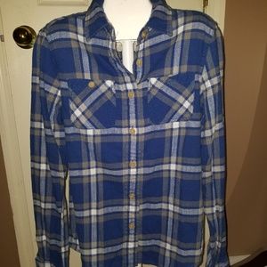 American eagle flannel shirt size 6